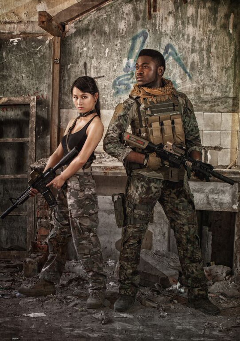 Cận cảnh trang phục, vũ khí trong phim hành động VN theo phong cách Holywood - ảnh 5