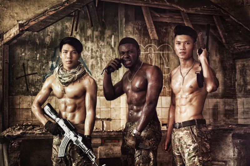 Cận cảnh trang phục, vũ khí trong phim hành động VN theo phong cách Holywood - ảnh 7