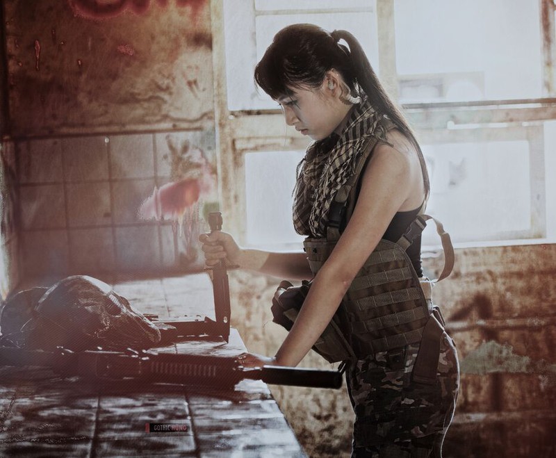 Cận cảnh trang phục, vũ khí trong phim hành động VN theo phong cách Holywood - ảnh 2