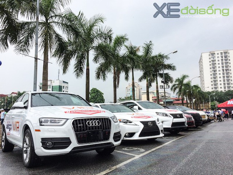Lần đầu tiên có chợ bán ô tô như bán rau ở Hà Nội - ảnh 4