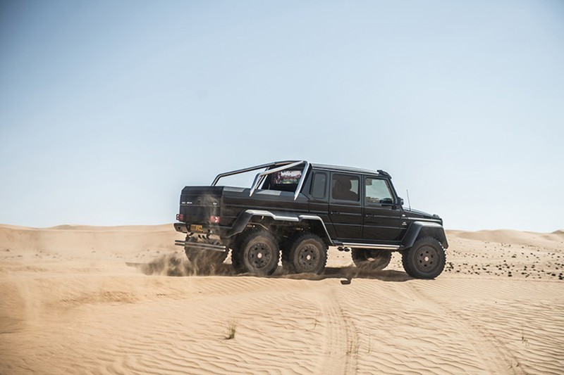 Bộ ảnh đầy cảm xúc của 'chiến binh' Mercedes G63 trên sa mạc - ảnh 16