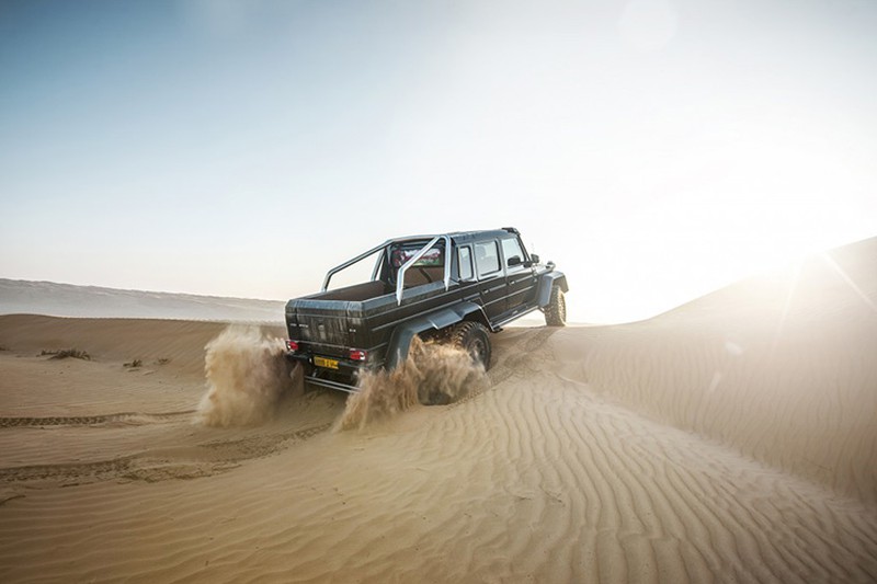 Bộ ảnh đầy cảm xúc của 'chiến binh' Mercedes G63 trên sa mạc - ảnh 8