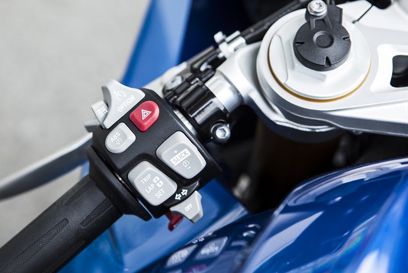 Euro Auto đưa siêu mô tô BMW S1000RR giá hơn 700 triệu đồng về VN - ảnh 7