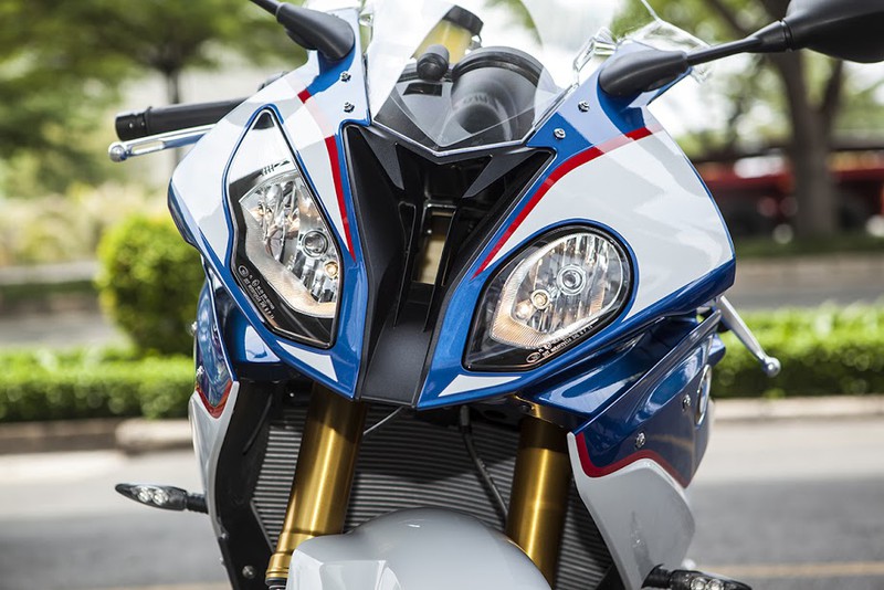 Euro Auto đưa siêu mô tô BMW S1000RR giá hơn 700 triệu đồng về VN - ảnh 9