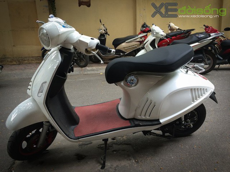 Chi tiết xe điện giá 12 triệu nhái siêu phẩm Vespa 946 - ảnh 9