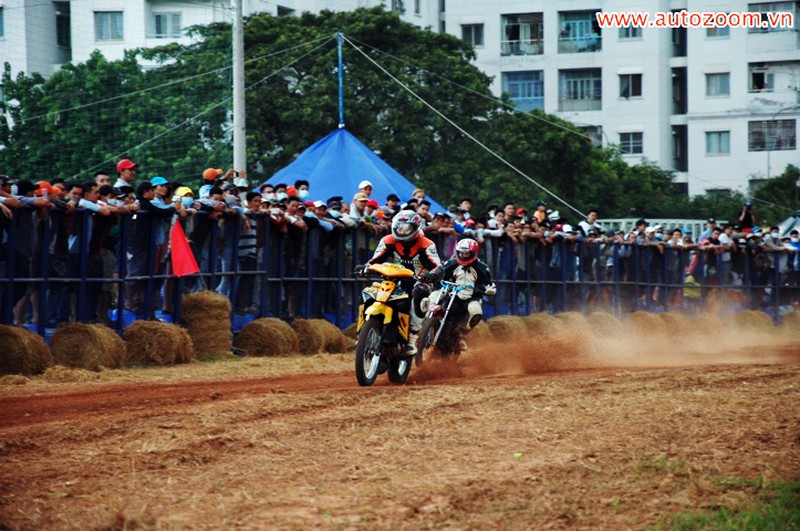 Hình ảnh trở lại sau 18 năm tại Vietnam Motor Cub Prix 2015 - ảnh 4