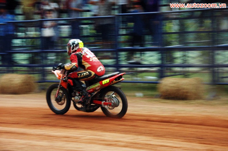 Hình ảnh trở lại sau 18 năm tại Vietnam Motor Cub Prix 2015 - ảnh 13