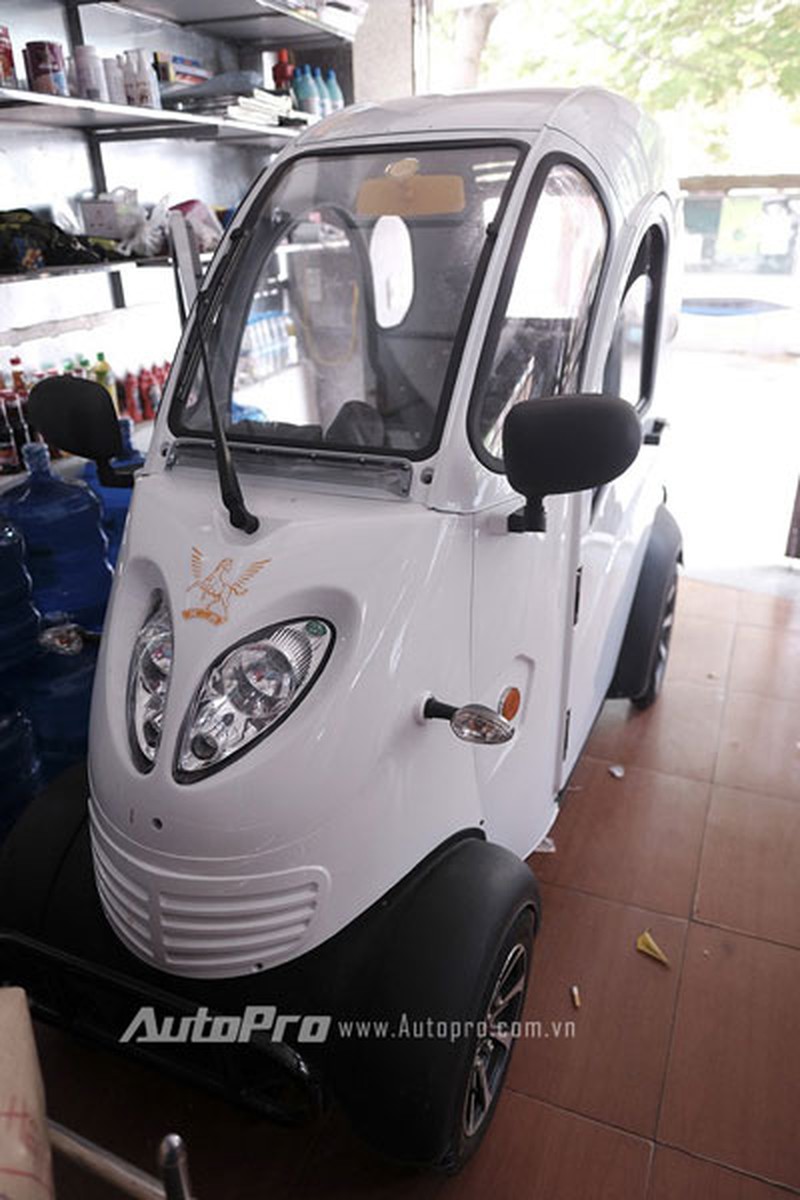 Cận cảnh xe ô tô điện giá 65 triệu ở Việt Nam - ảnh 2