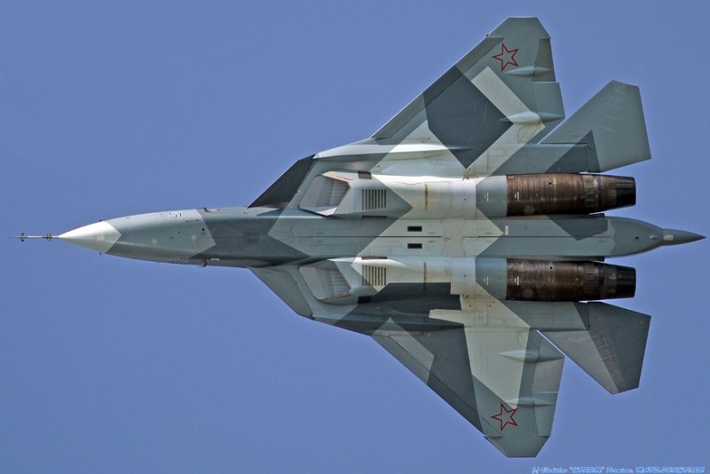 Báo Mỹ: F-22 sẽ không đối phó nổi T-50 Nga và J-20 Trung Quốc - ảnh 4