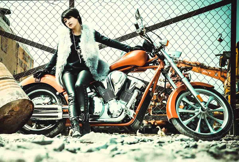 Với ca sĩ Tinna Tình: