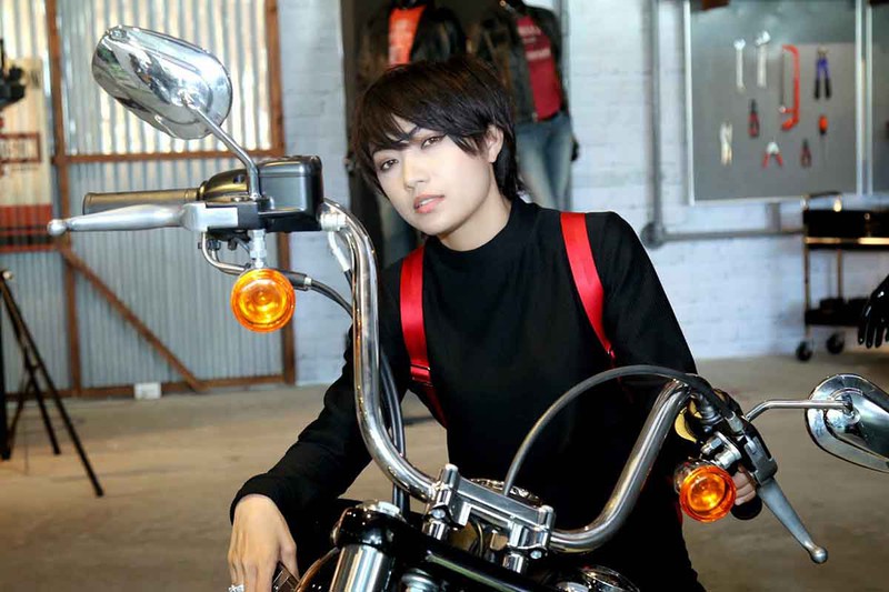 Với ca sĩ Tinna Tình: