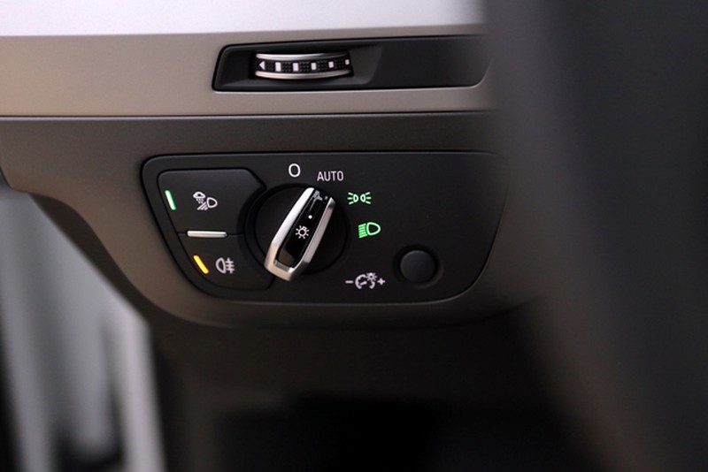 Cận cảnh nội, ngoại thất xe sang Audi Q7 2.0 TFSI quattro vừa ra mắt - ảnh 11