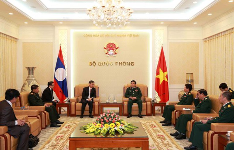 Đại sứ Lào Thongsavanh Phomvihane thăm Bộ Quốc phòng - ảnh 3