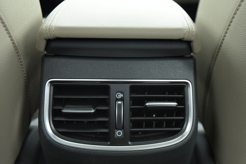 Cận cảnh mẫu xe Hyundai Elantra 2016 vừa ra mắt tại Việt Nam - ảnh 13