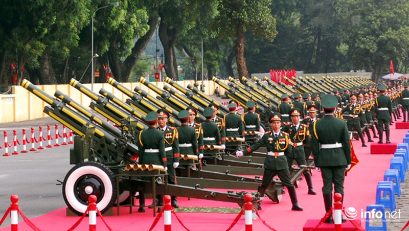 105 quả đại bác nổ vang trời mừng Quốc khánh 2/9 - ảnh 8