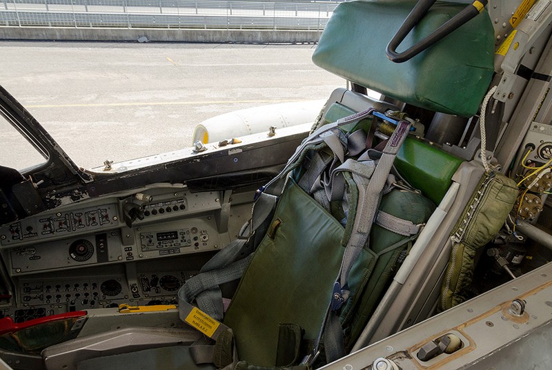 Cận cảnh chiến đấu cơ SAAB AJ-37 Viggen của Thụy Điển - ảnh 3