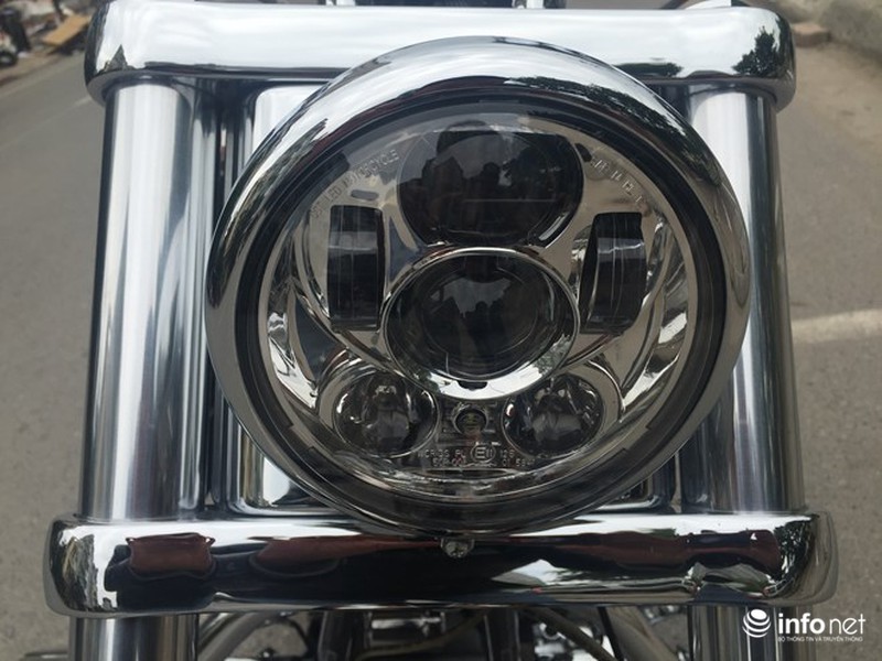 Chi tiết Harley-Davidson Softail CVO Breakout giá 1,4 tỷ tại Hà Nội - ảnh 4