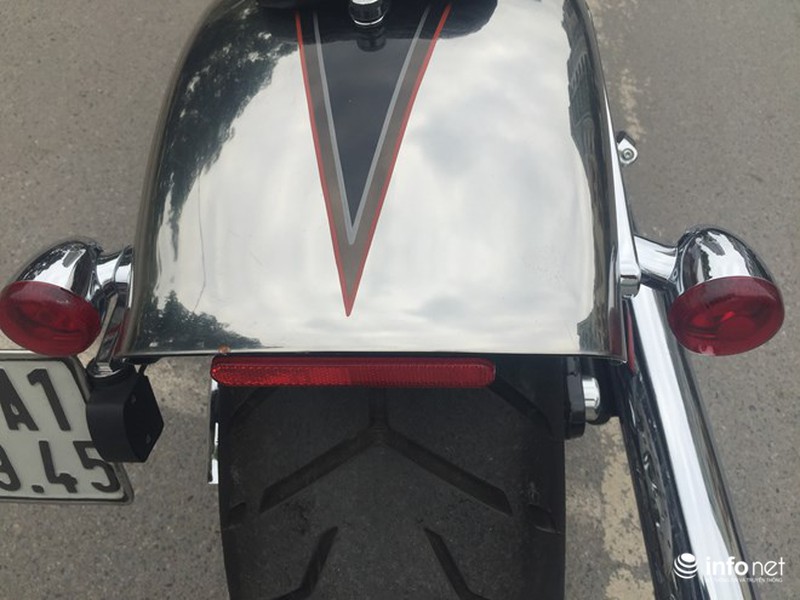 Chi tiết Harley-Davidson Softail CVO Breakout giá 1,4 tỷ tại Hà Nội - ảnh 16