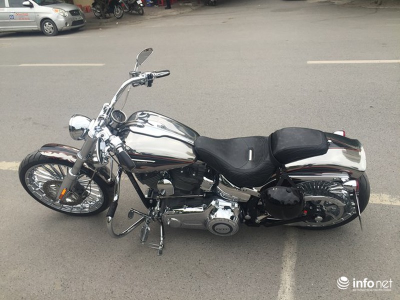 Chi tiết Harley-Davidson Softail CVO Breakout giá 1,4 tỷ tại Hà Nội - ảnh 17