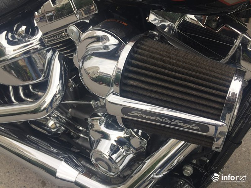Chi tiết Harley-Davidson Softail CVO Breakout giá 1,4 tỷ tại Hà Nội - ảnh 9