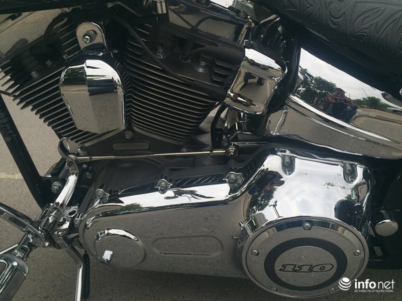 Chi tiết Harley-Davidson Softail CVO Breakout giá 1,4 tỷ tại Hà Nội - ảnh 12