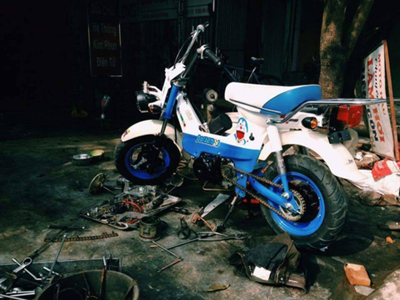 Bất ngờ với Honda Chaly phiên bản Doremon 130cc: Nhỏ mà có võ - ảnh 3