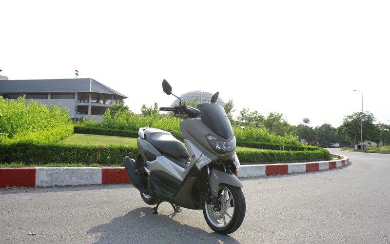 Cận cảnh Yamaha NM-X 155 đối thủ