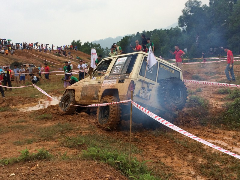 Những hình ảnh ấn tượng tại cuộc đua xe địa hình VOC 2016 - ảnh 4