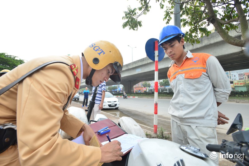 CSGT Hà Nội hóa trang xử lý