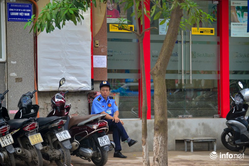 Bi hài chuyện rút tiền ở cây ATM sau chiến dịch