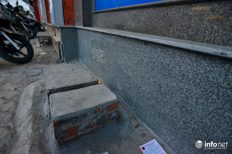 Bi hài chuyện rút tiền ở cây ATM sau chiến dịch