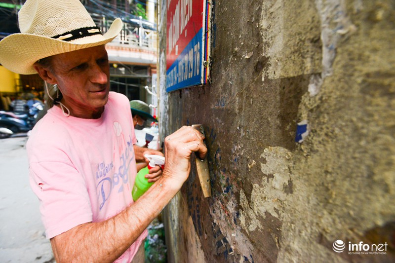 Cựu binh Hoa Kỳ mở chiến dịch dọn dẹp rác trên tường - ảnh 2