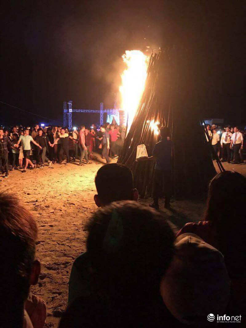 Hà Tĩnh: Các bãi biển, điểm du lịch đồng loạt