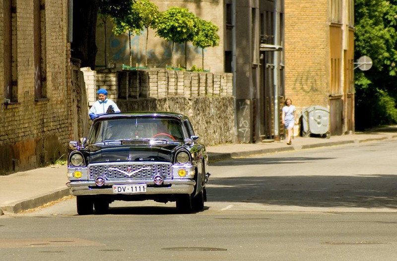 Những chiếc xe nổi danh thời Xô Viết - ảnh 10