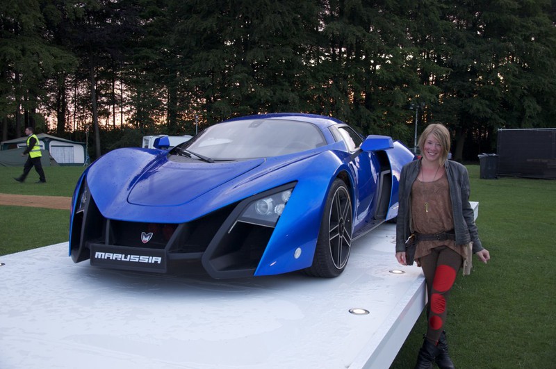 Những chiếc xe nổi danh thời Xô Viết - ảnh 13