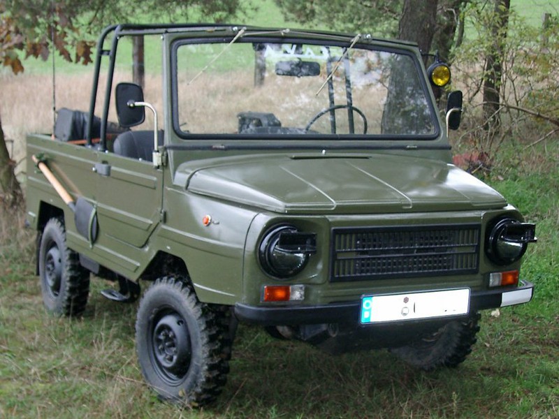 Những chiếc xe nổi danh thời Xô Viết - ảnh 4