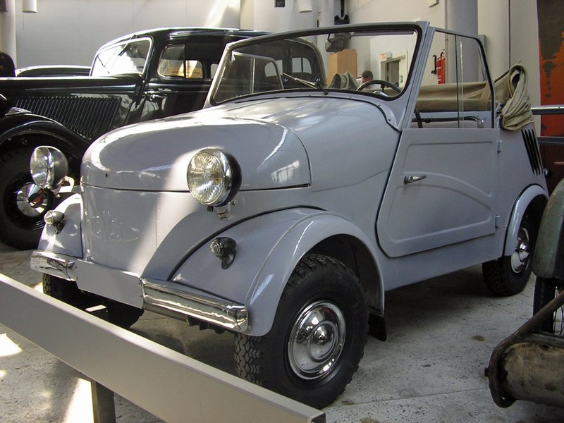 Những chiếc xe nổi danh thời Xô Viết - ảnh 6