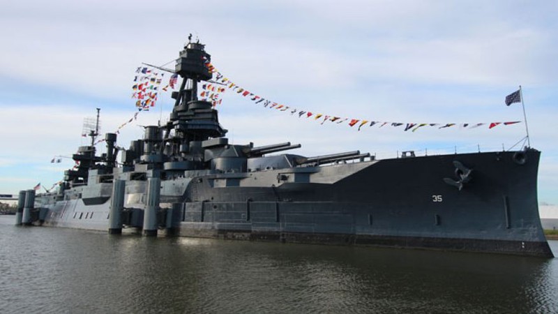 Sức mạnh hải quân Mỹ qua di tích 10 tàu chiến khồng lồ - ảnh 6