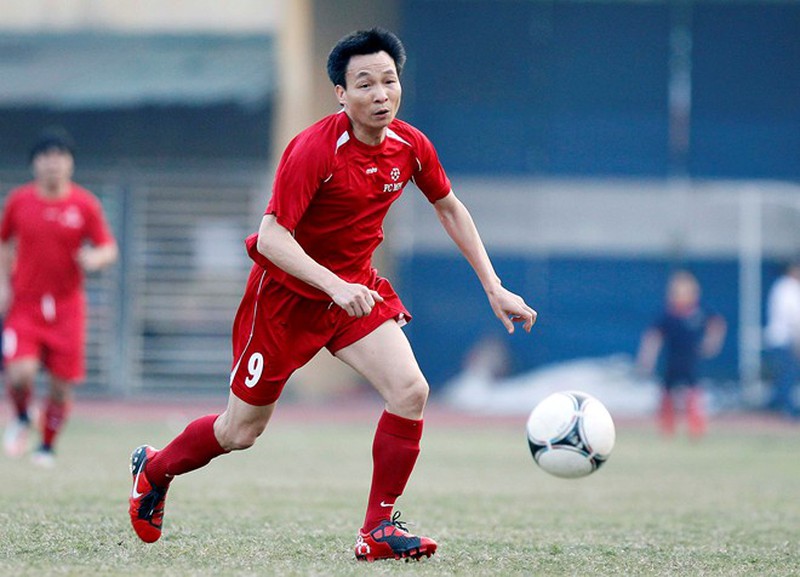 Hình ảnh Phó thủ tướng Vũ Đức Đam đi bóng điệu nghệ - ảnh 14