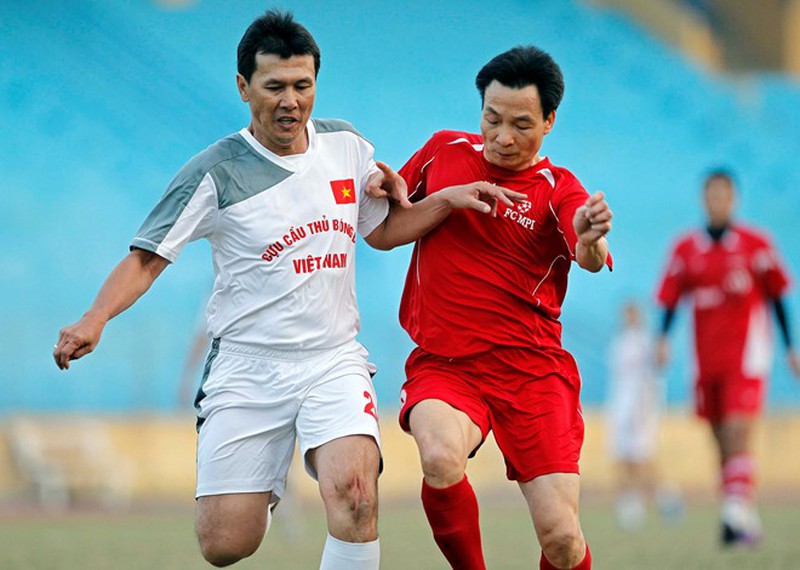 Hình ảnh Phó thủ tướng Vũ Đức Đam đi bóng điệu nghệ - ảnh 10