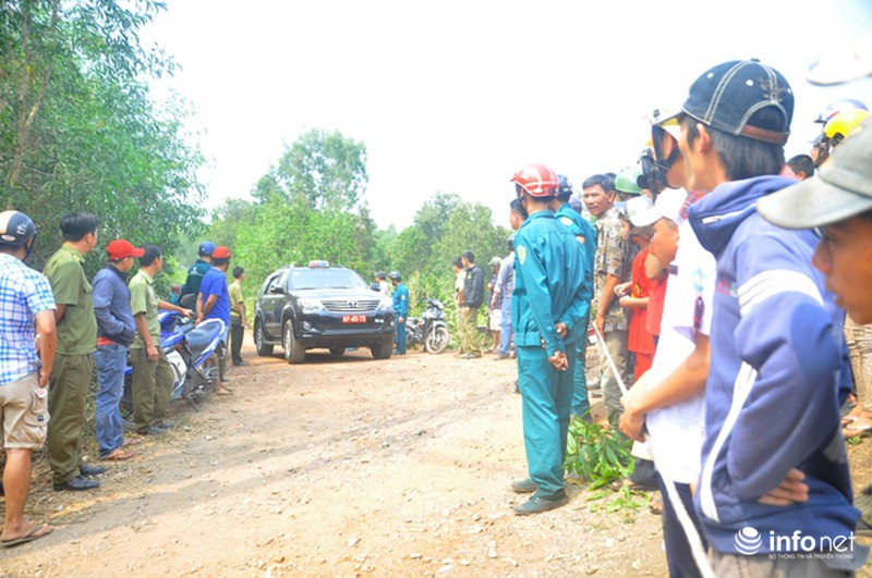 Hình ảnh khu vực hiện trường trực thăng quân sự UH-1 bị rơi - ảnh 8