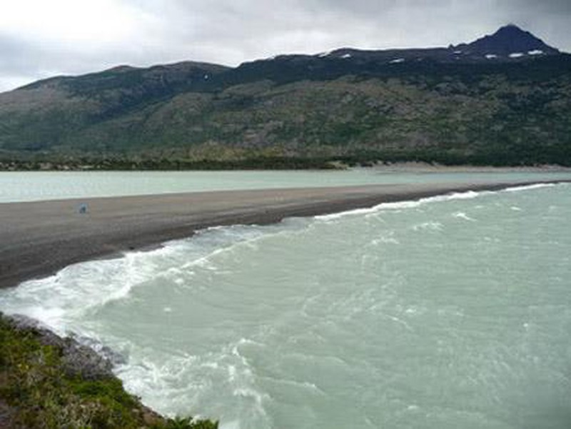 7 hồ nước màu sắc