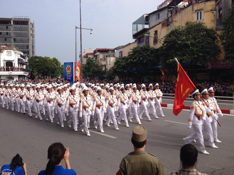 Toàn cảnh: Diễu binh, diễu hành mừng Quốc khánh trên đường phố Hà Nội - ảnh 49