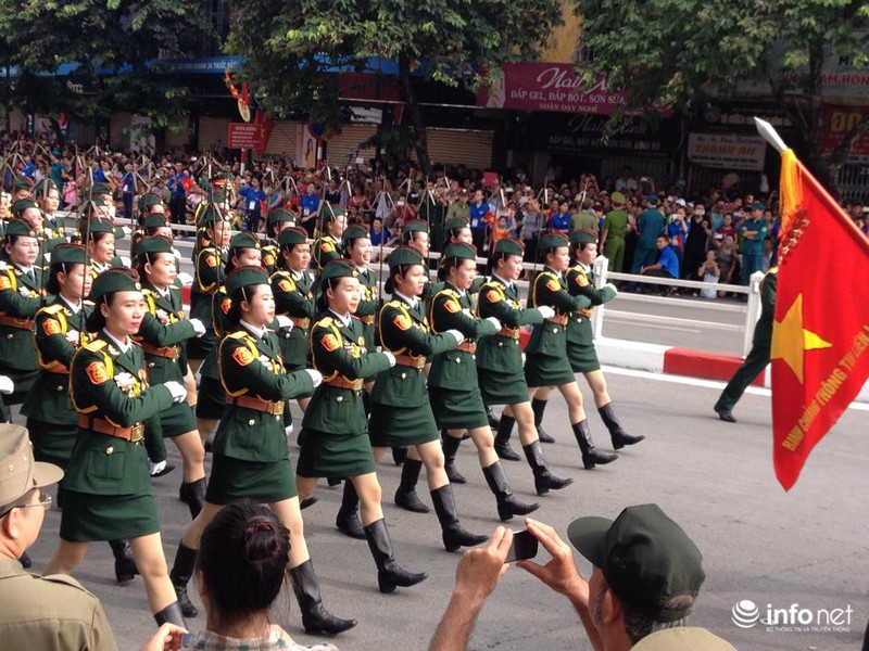 Toàn cảnh: Diễu binh, diễu hành mừng Quốc khánh trên đường phố Hà Nội - ảnh 50
