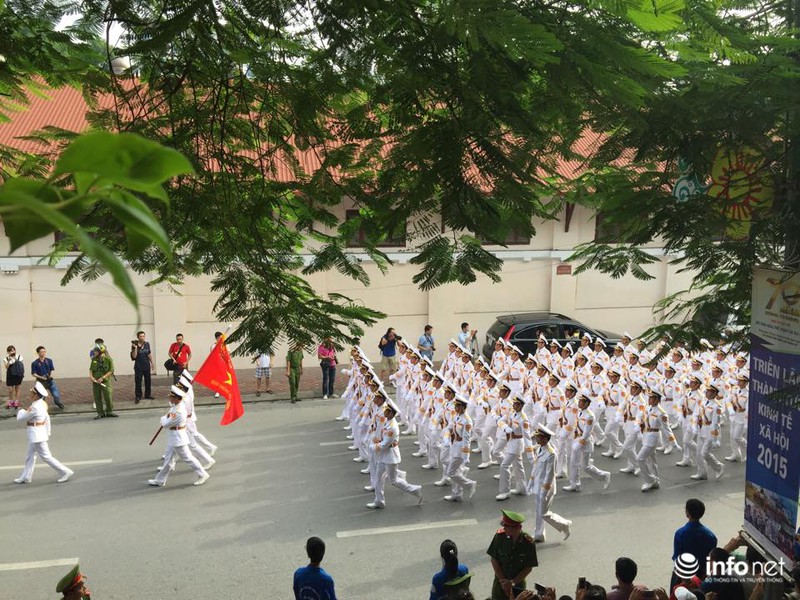 Toàn cảnh: Diễu binh, diễu hành mừng Quốc khánh trên đường phố Hà Nội - ảnh 30
