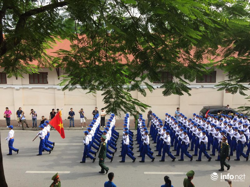 Toàn cảnh: Diễu binh, diễu hành mừng Quốc khánh trên đường phố Hà Nội - ảnh 20