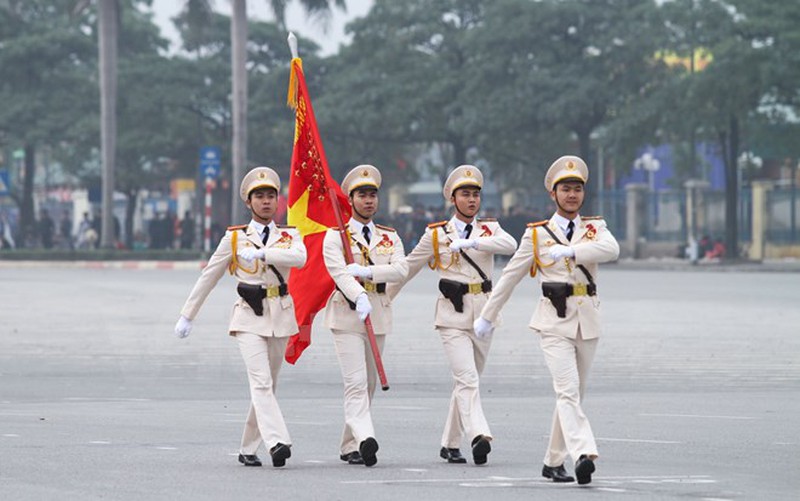 Hình ảnh lễ xuất quân bảo vệ Đại hội Đảng 12 - ảnh 2