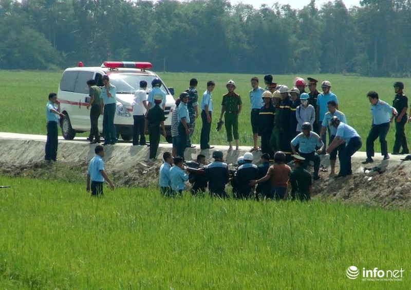 Ảnh hiện trường vụ máy bay rơi ở Phú Yên - ảnh 1