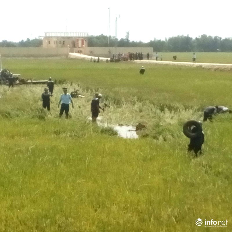 Ảnh hiện trường vụ máy bay rơi ở Phú Yên - ảnh 7