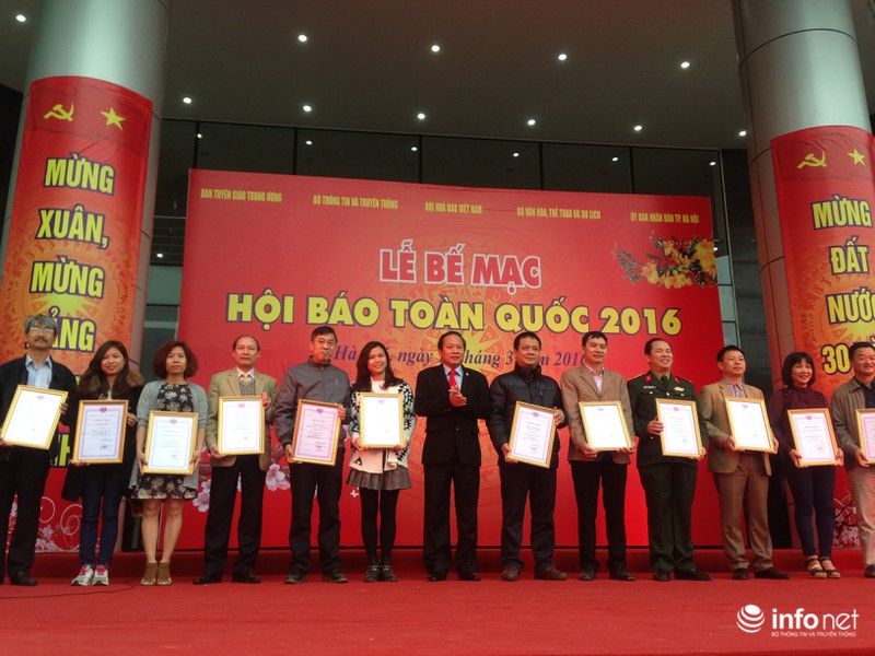 Bế mạc Hội Báo toàn quốc 2016, trao 65 giải thưởng - ảnh 2
